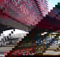 Elouera Take Away - Restaurant Guide