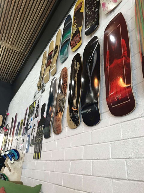 Livid Skate Cafe - Restaurant Guide 0