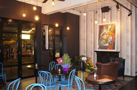 Matts Bar - Restaurant Guide 0