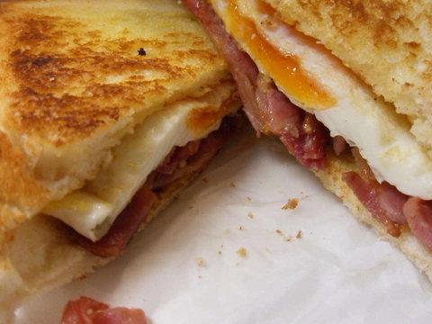 Victoria Road Lunch Bar - Restaurant Guide 0