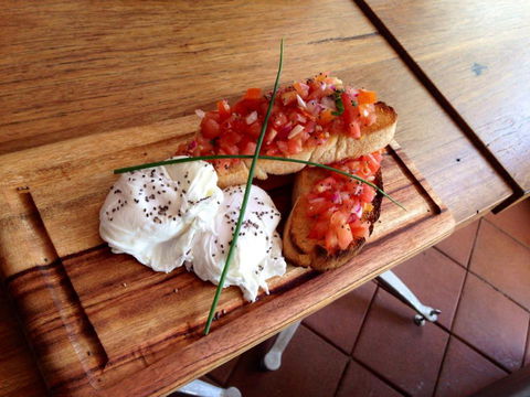 3 Beans - Restaurant Guide 0
