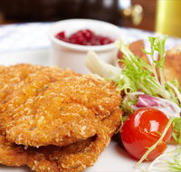 Emu Sports Club Bistro - Restaurant Guide