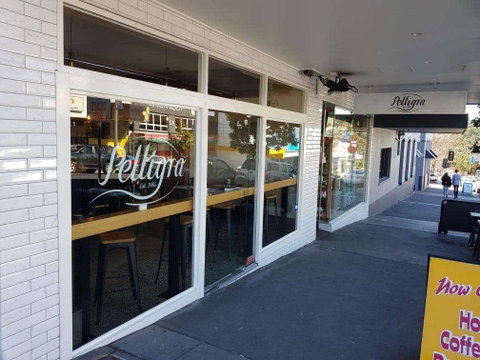 Froggy's Bistro - Restaurant Guide 0