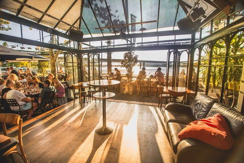 The Left Bank - Restaurant Guide 0