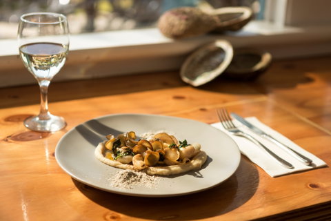 Forage On The Foreshore - Restaurant Guide 0