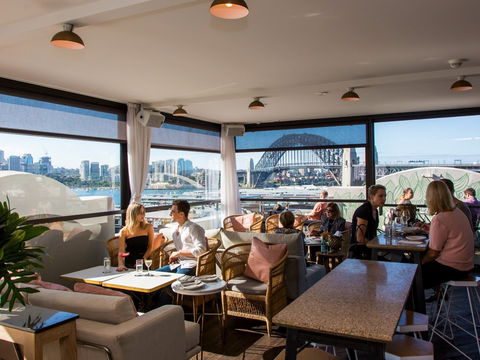 Henry Deane - Restaurant Guide 2