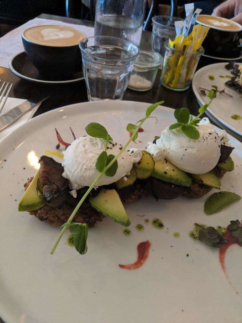 Indulge - Restaurant Guide 0