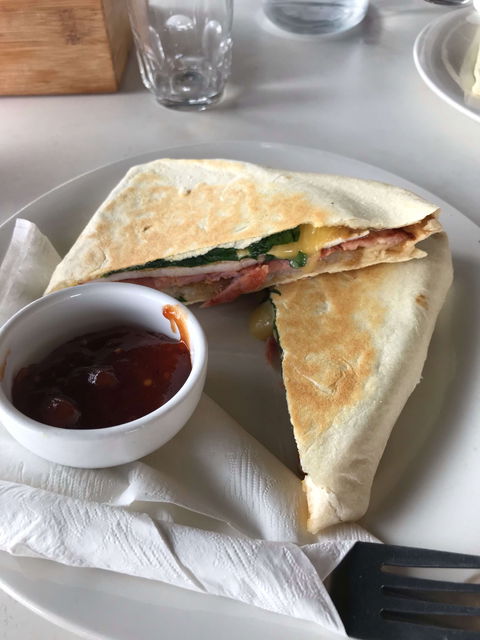Monty’s Cafe - Restaurant Guide 0