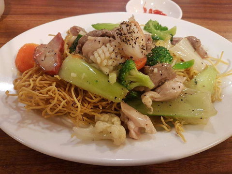 Thuan Kieu Vietnamese & Chinese Restaurant - Restaurant Guide 0