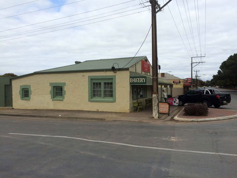 Two Wells Bakery - Restaurant Guide 0