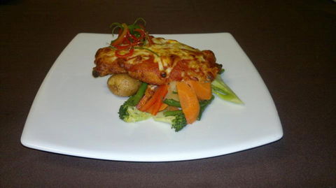 Uno Italian Resturant & Bar - Restaurant Guide 0