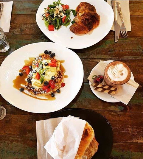 Piccolo’s On William - Restaurant Guide 0