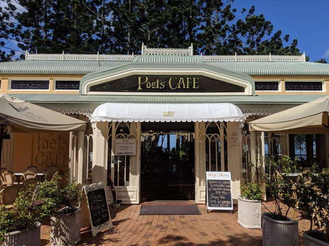 Poets Cafe - Restaurant Guide 0