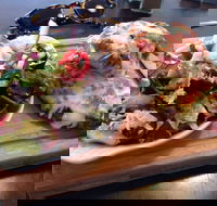 The Lazy Sheep - Restaurant Guide