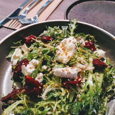 Ton & Co - Restaurant Guide 0