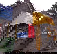 Castle Corner - Restaurant Guide