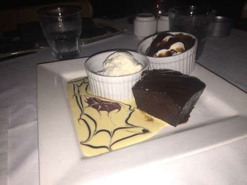 Conti Bar & Bistro - Restaurant Guide 0