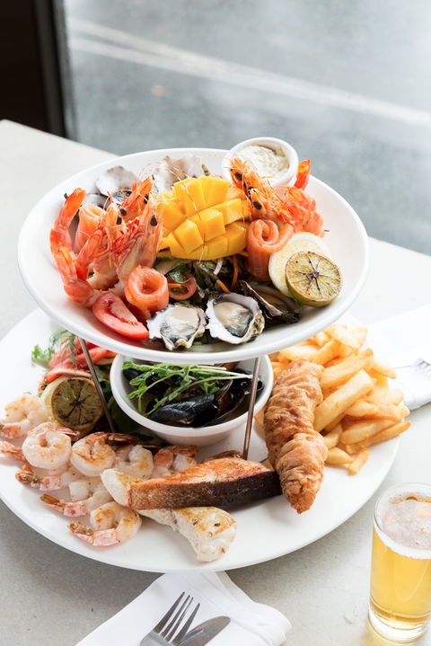 Lorne Hotel - Restaurant Guide 1