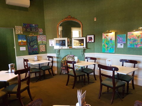 The Hunter Artisan Gallery And Cafe - Restaurant Guide 0