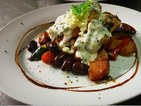 The Hunter Artisan Gallery And Cafe - Restaurant Guide 2