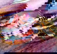 3 Monkeys Cafe - Restaurant Guide