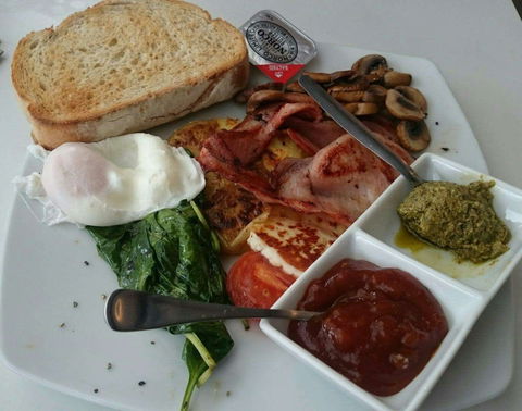 Crema Espresso - Broadbeach - Restaurant Guide 0