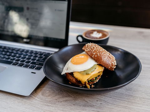 Edge Geelong - Restaurant Guide 1