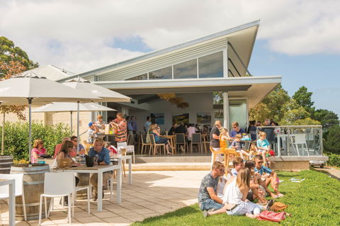 Pike And Joyce Wines - Restaurant Guide 1