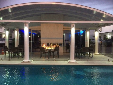 S-Que - Restaurant Guide 0