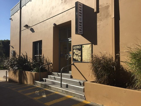 The Sands Hotel - Restaurant Guide 0