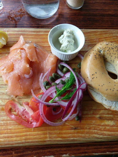 Crossing Cafe - Restaurant Guide 0