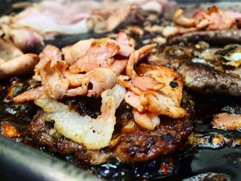 Kermonds Hamburgers - Restaurant Guide 1