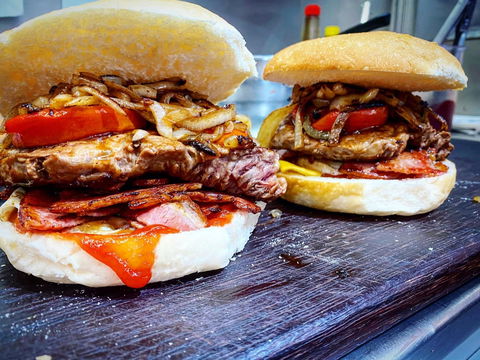 Kermonds Hamburgers - Restaurant Guide 2