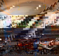 Petrie Hotel - Restaurant Guide