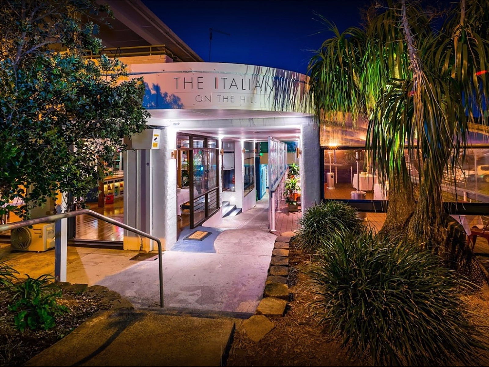 Micalo Island NSW Restaurant Guide