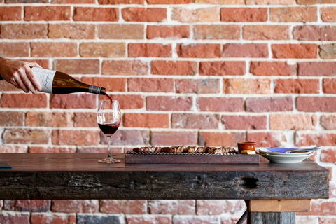 Samson's Paddock - Restaurant Guide 1