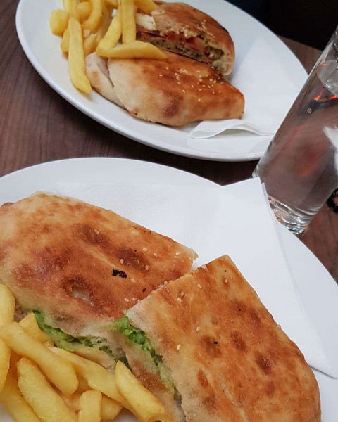 Vision Cafe - Restaurant Guide 0