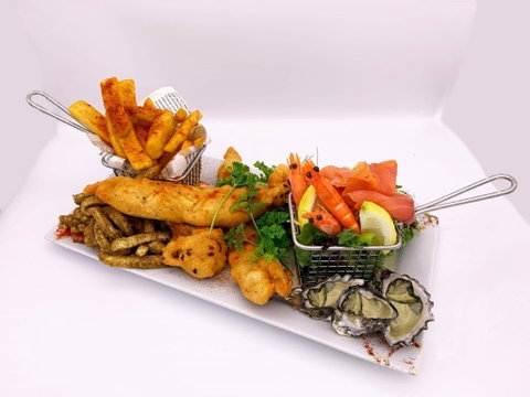 Mariners On The Waterfront Bistro - Restaurant Guide 1