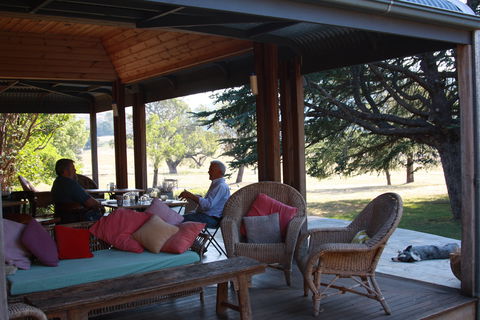 Duck'n Fishes Cafe And Bar - Restaurant Guide 0