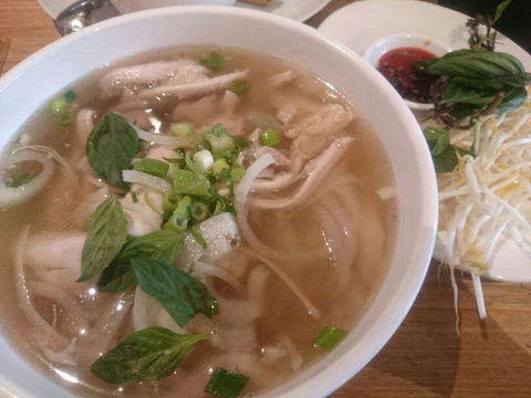 KM Pho Kitchen - Restaurant Guide 0