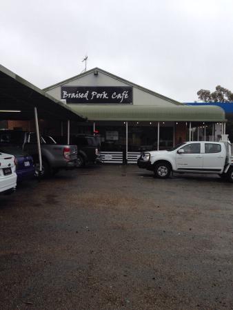 Braised Pork Cafe - Restaurant Guide 0