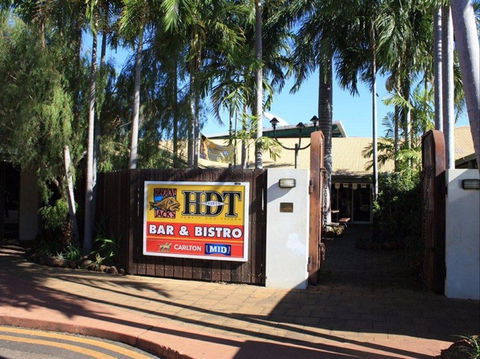 Humpty Doo Tavern - Restaurant Guide 0