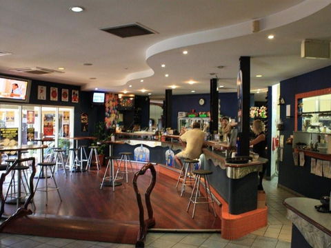 Humpty Doo Tavern - Restaurant Guide 2