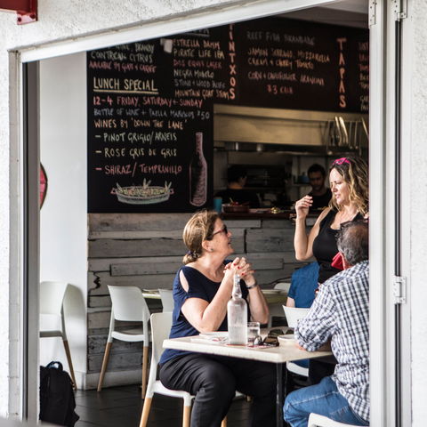 Seabean Tapas Bar And Restaurant - Restaurant Guide 2