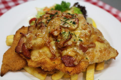 Austrian Schnitzelhaus Erina - Restaurant Guide 0