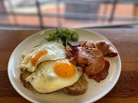 The Corner Pantry - Restaurant Guide 1