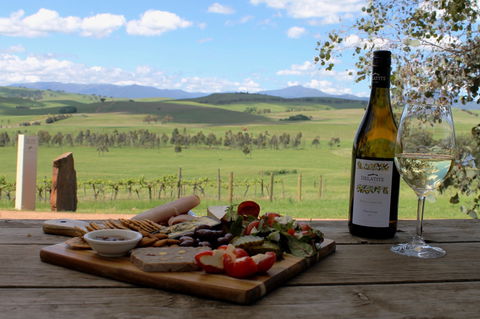 Delatite Winery - Restaurant Guide 1