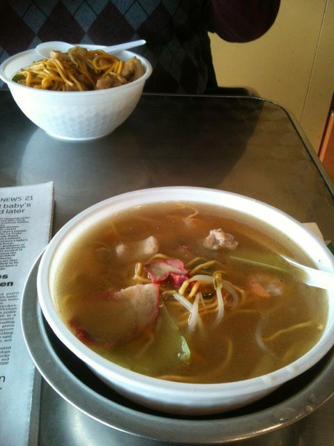 Kelly's Bar & Kitchen - Restaurant Guide 0