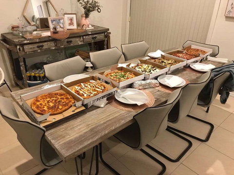 Sinatra’s Pizzeria - Restaurant Guide 0