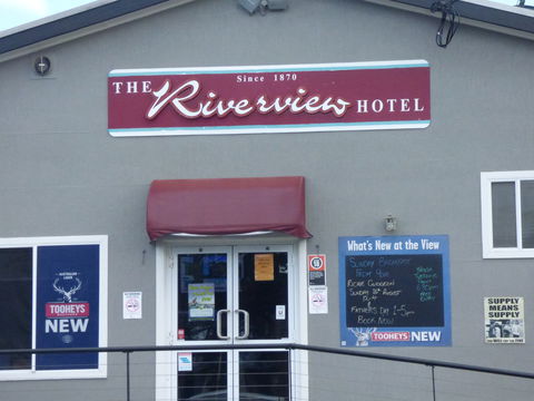 Smithtown Riverview Hotel - Restaurant Guide 0